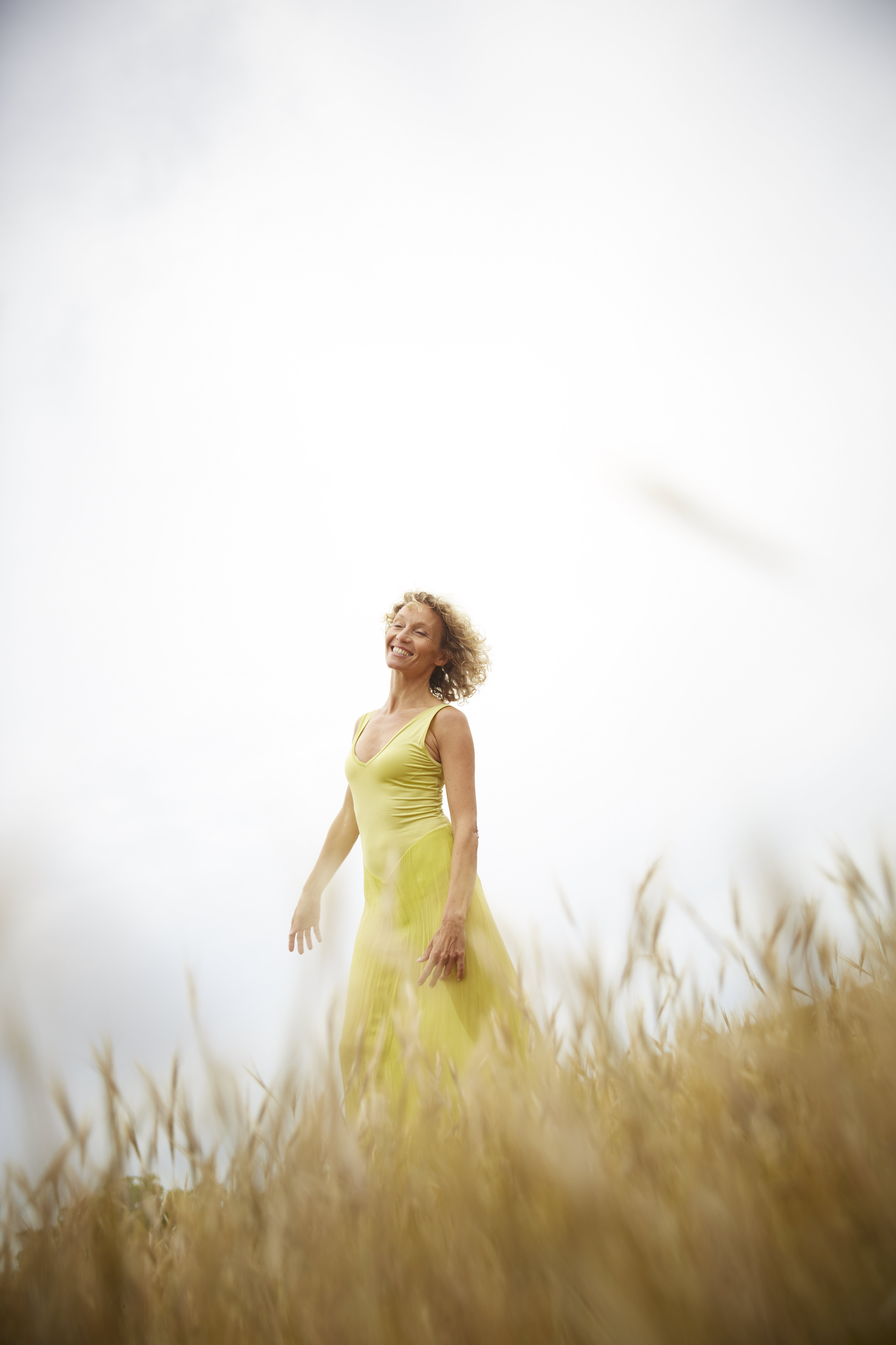 Woman_HealthOutdoorLifestyleField_010